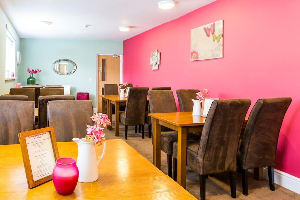 The Lounge Hotel & Bar Пенрит Екстериор снимка